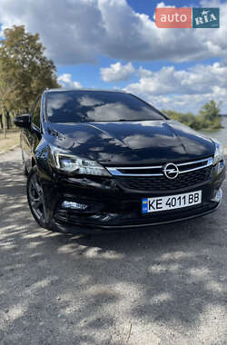 Універсал Opel Astra 2019 в Дніпрі