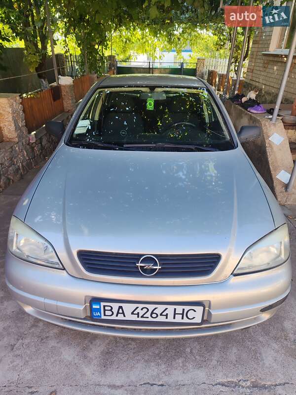 Седан Opel Astra 2008 в Кропивницком