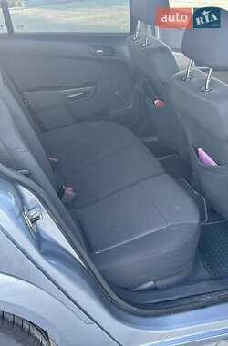 Универсал Opel Astra 2009 в 
