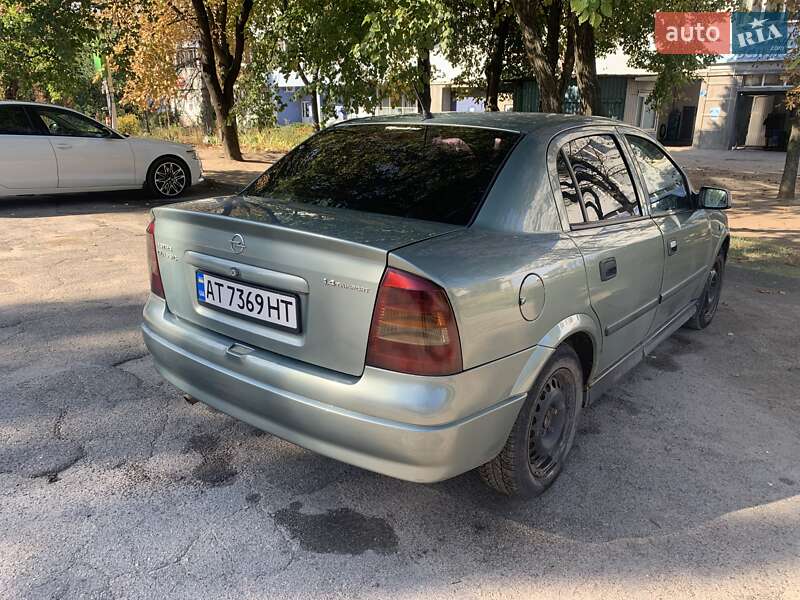 Седан Opel Astra 2007 в Запоріжжі