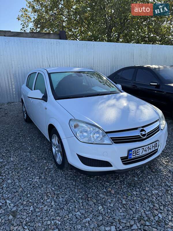 Opel Astra 2009