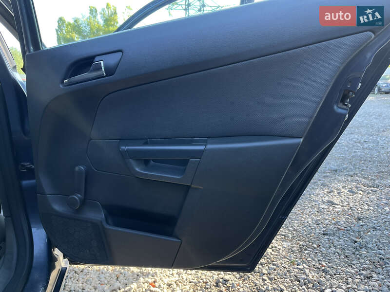 Универсал Opel Astra 2006 в Харькове