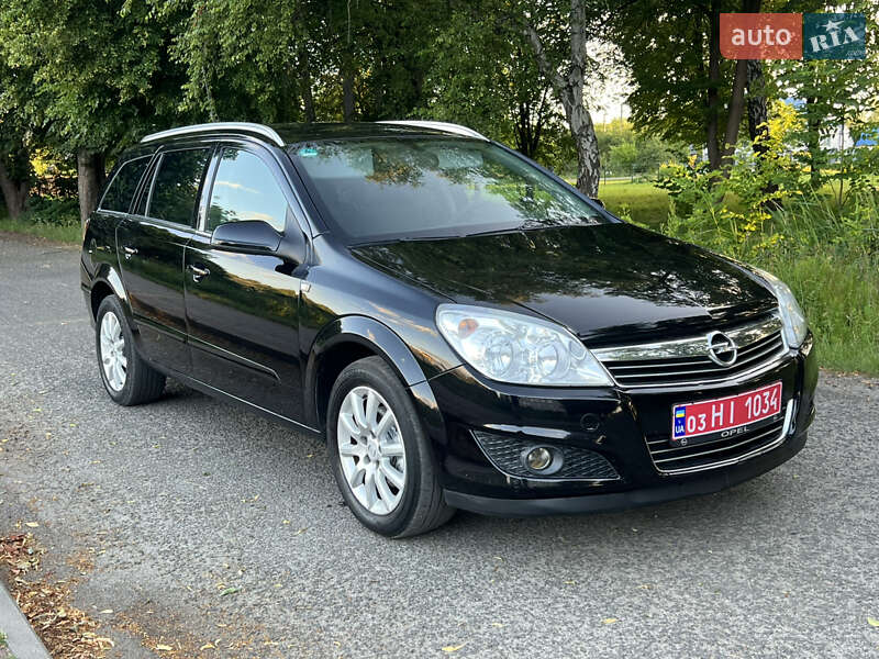Универсал Opel Astra 2008 в 