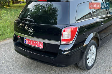 Универсал Opel Astra 2008 в 