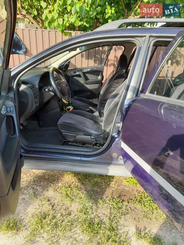 Универсал Opel Astra 2001 в Вышгороде