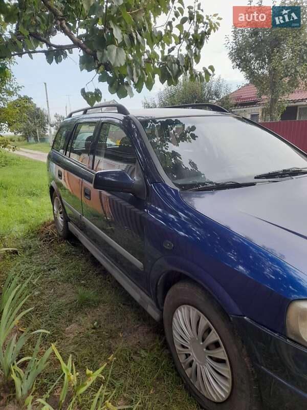Универсал Opel Astra 2001 в Вышгороде
