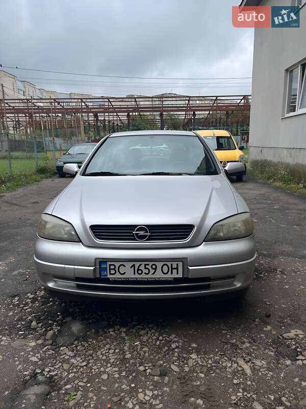 Opel Astra 2003