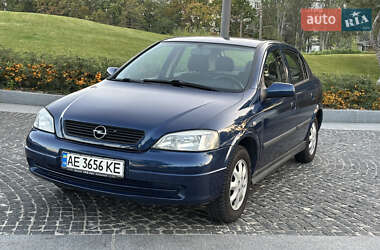 Хэтчбек Opel Astra 2002 в Днепре