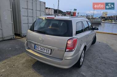 Универсал Opel Astra 2004 в 