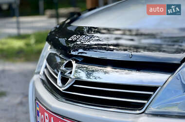 Универсал Opel Astra 2008 в 