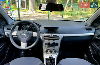 Универсал Opel Astra 2008 в 