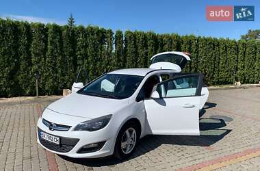 Универсал Opel Astra 2013 в 