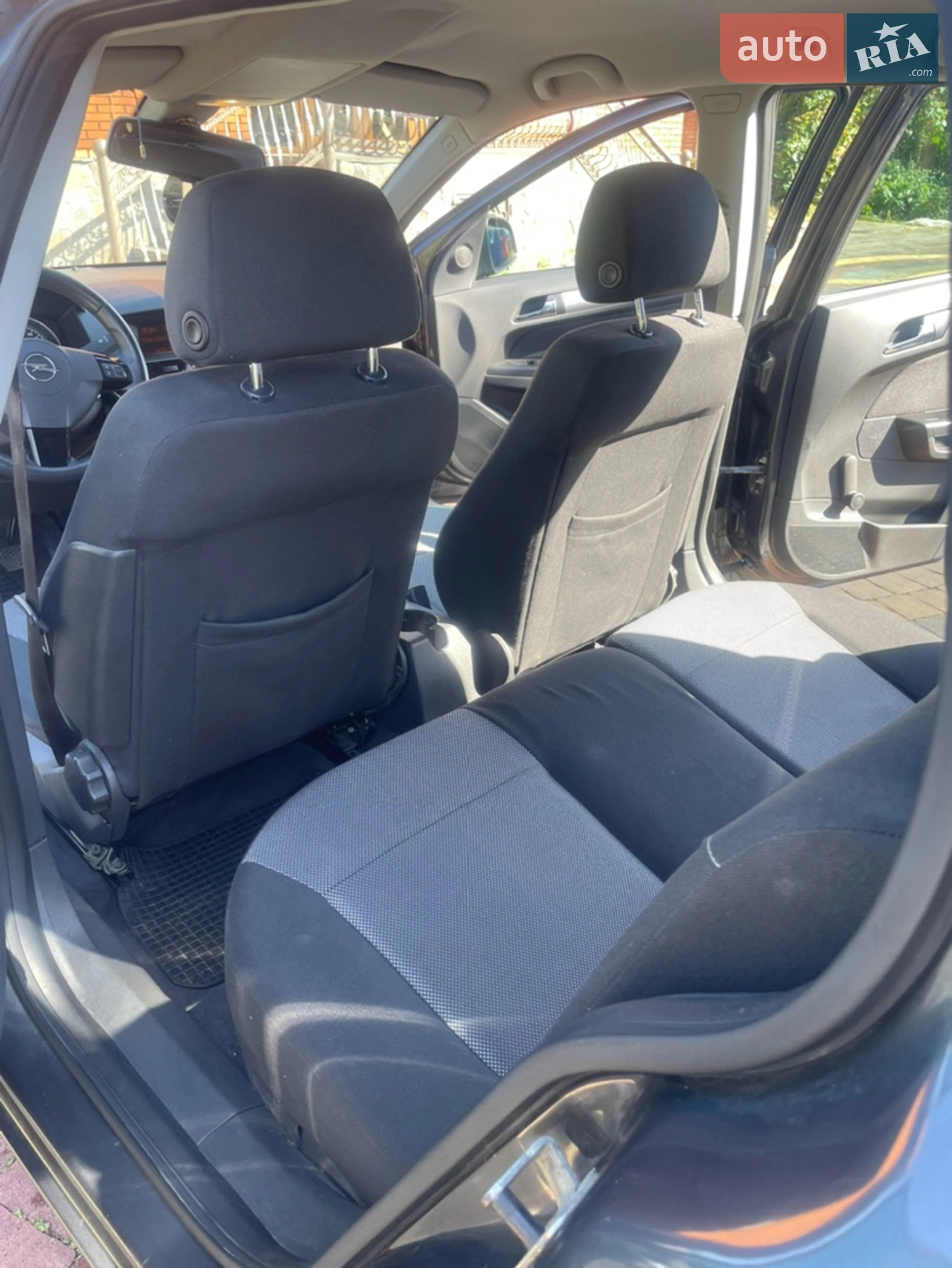 2010 Opel Astra - мініатюра 5