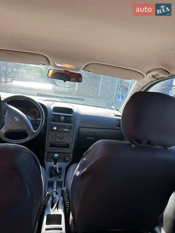 Хэтчбек Opel Astra 2003 в Броварах