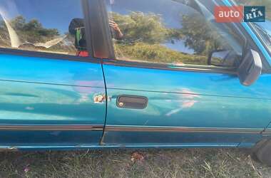 Хэтчбек Opel Astra 1993 в 