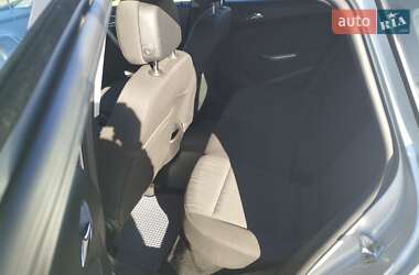 Хэтчбек Opel Astra 2010 в 
