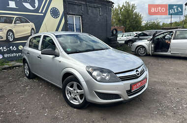 Хетчбек Opel Astra 2009 в 