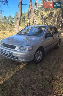 Седан Opel Astra 2005 в Сумах