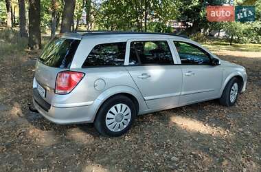 Універсал Opel Astra 2005 в 