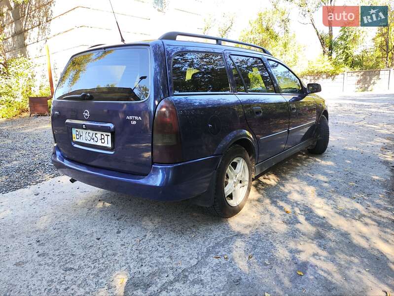 Универсал Opel Astra 2002 в Арцизе