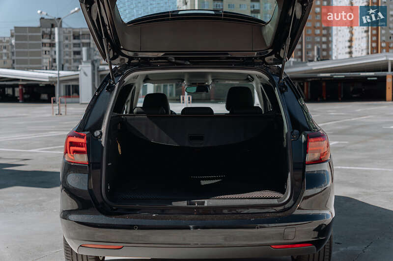 Универсал Opel Astra 2018 в Киеве фото 53 Универсал Opel Astra 2018 в Киеве