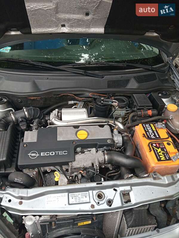 Универсал Opel Astra 2004 в Ровно