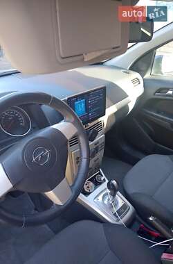 Универсал Opel Astra 2008 в 
