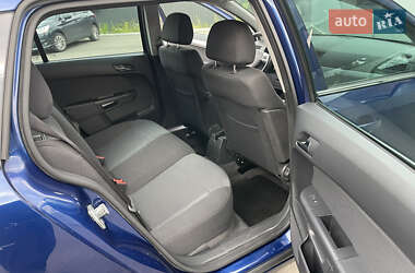 Универсал Opel Astra 2010 в 