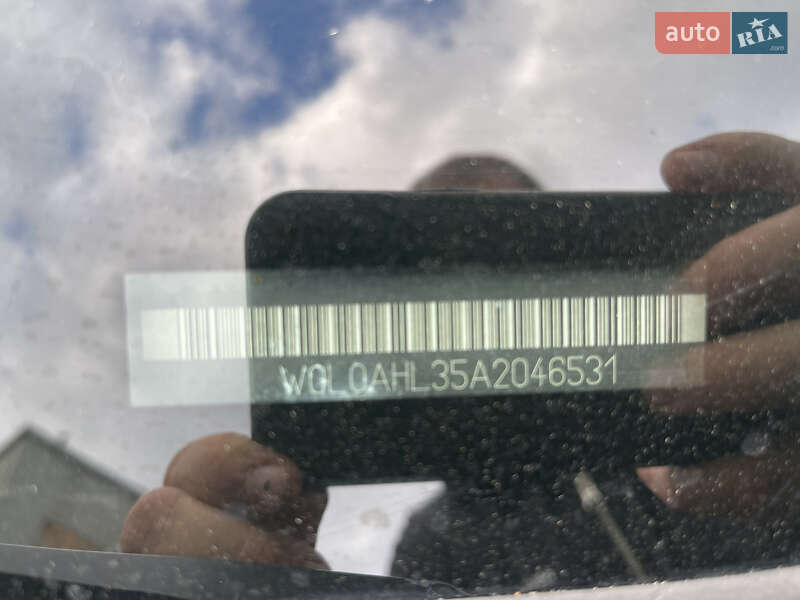 Универсал Opel Astra 2010 в Ровно