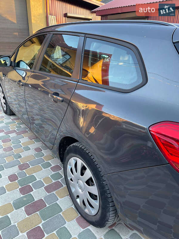 Универсал Opel Astra 2013 в Богородчанах фото 2 Универсал Opel Astra 2013 в Богородчанах