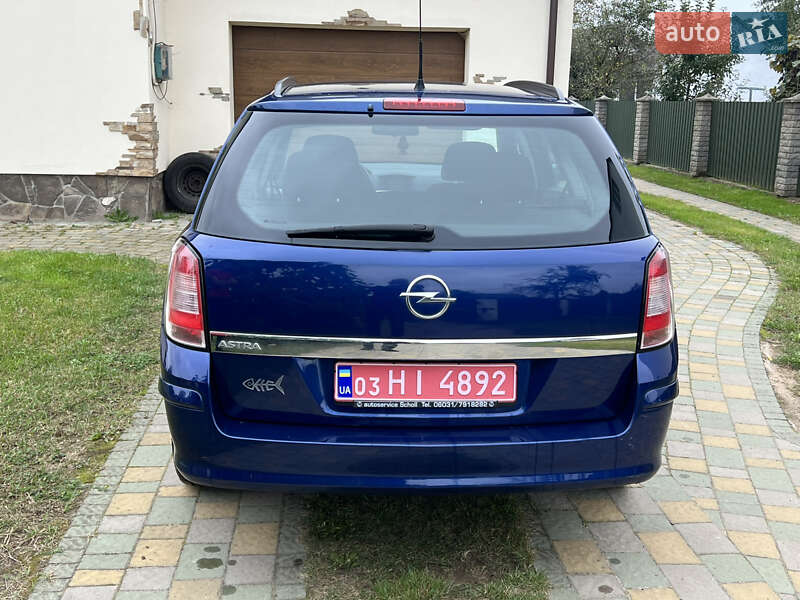 Универсал Opel Astra 2008 в Яворове