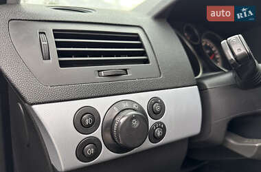 Универсал Opel Astra 2006 в 