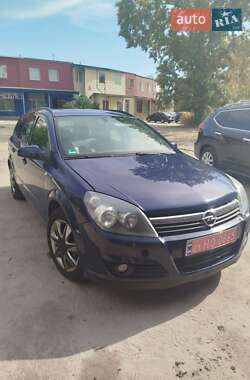 Универсал Opel Astra 2005 в Сумах