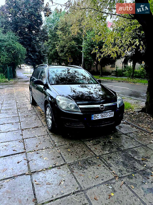 Универсал Opel Astra 2006 в Львове