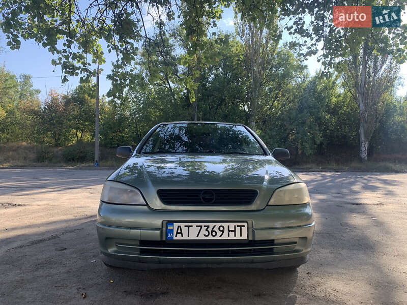 Седан Opel Astra 2007 в Запоріжжі