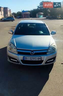 Хетчбек Opel Astra 2012 в Полтаві
