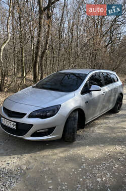 Универсал Opel Astra 2012 в 
