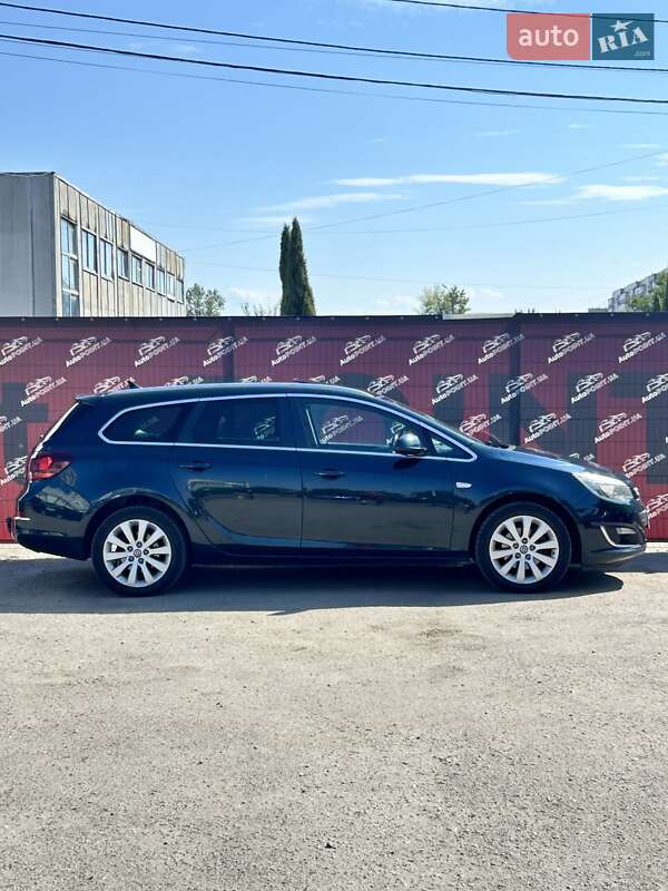 Универсал Opel Astra 2014 в Сумах