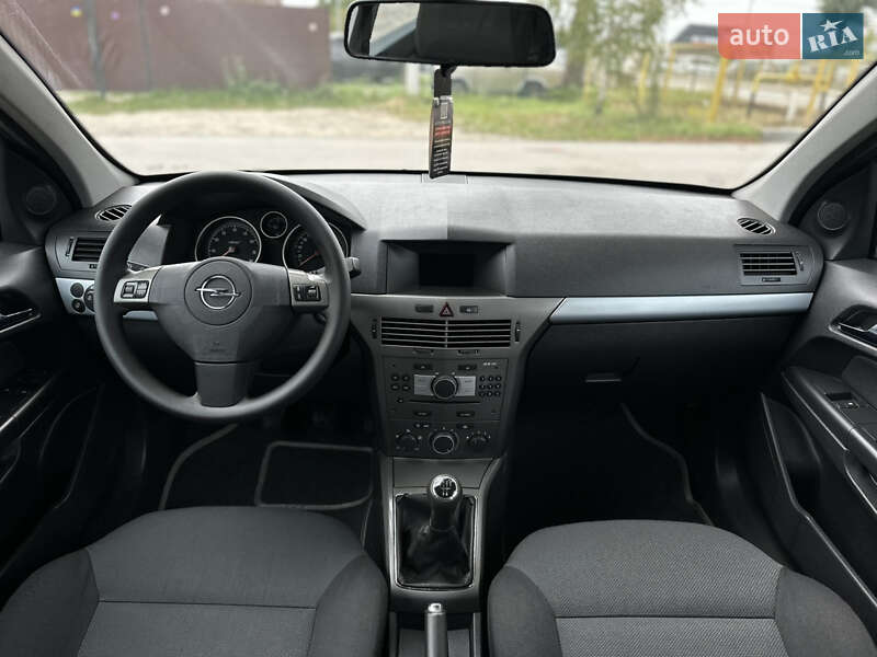 Універсал Opel Astra 2006 в Вінниці