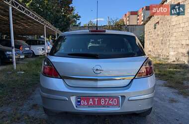 Хэтчбек Opel Astra 2009 в 