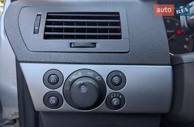 Хэтчбек Opel Astra 2009 в 