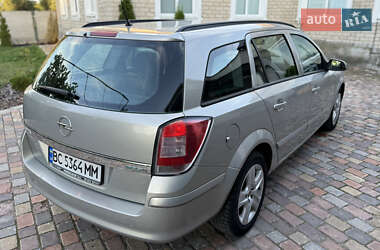 Универсал Opel Astra 2009 в 