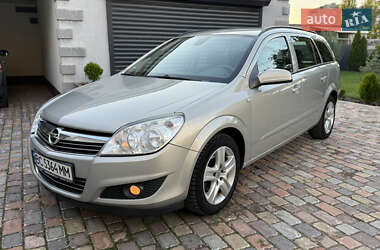 Универсал Opel Astra 2009 в Новом Буге
