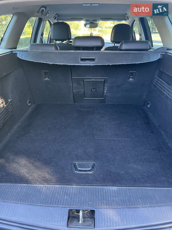 Універсал Opel Astra 2012 в Миргороді