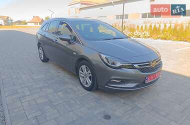 Универсал Opel Astra 2018 в 
