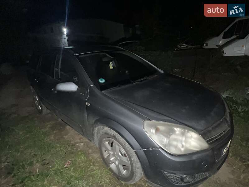 Универсал Opel Astra 2007 в Черновцах