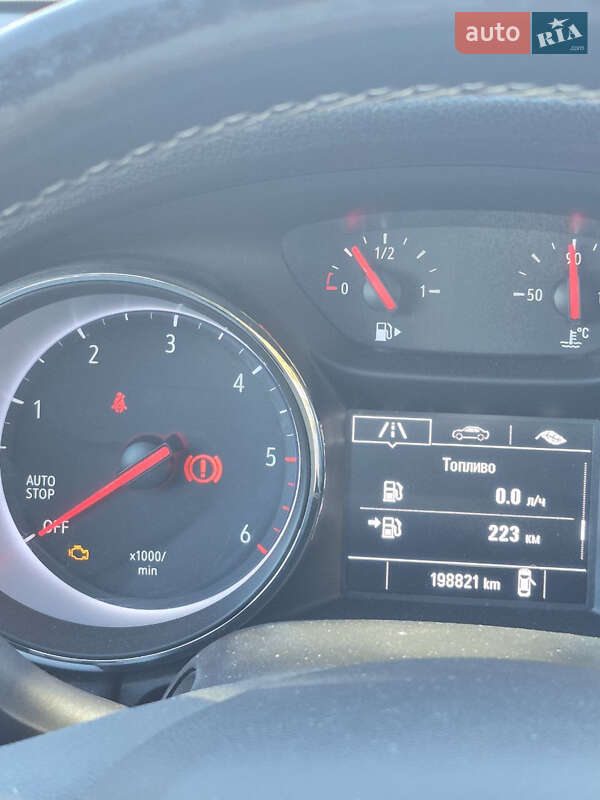 Универсал Opel Astra 2016 в Кривом Роге