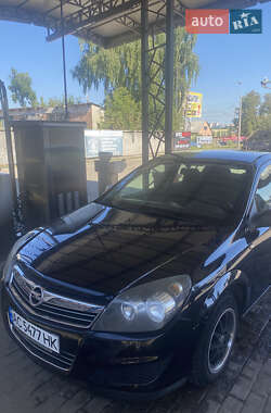 Хэтчбек Opel Astra 2009 в Сумах