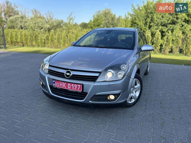 Универсал Opel Astra 2005 в Золочеве
