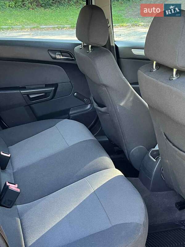 Универсал Opel Astra 2006 в Рава-Русской